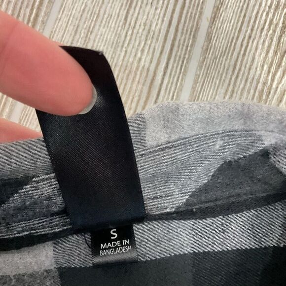 Burnside Men's Size Small Black Grey Heavy Flannel Button Down Shirt - Picture 8 of 9